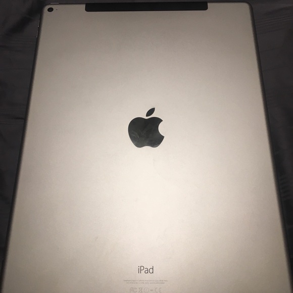 iPad Pro 12.9inch - Picture 1 of 2